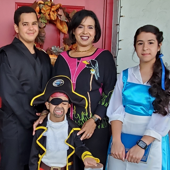 Meet your Posher, Yilda - Picture 3 of 4